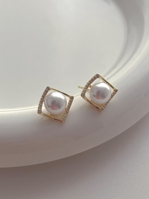 White square pearl earrings Brass Imitation Pearl Geometric Minimalist Stud Earring