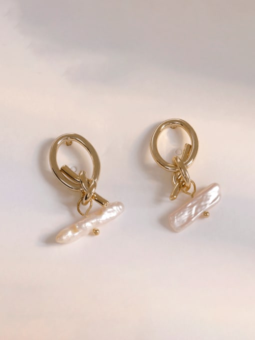 HYACINTH Brass Imitation Pearl Oval Minimalist Drop Earring 1