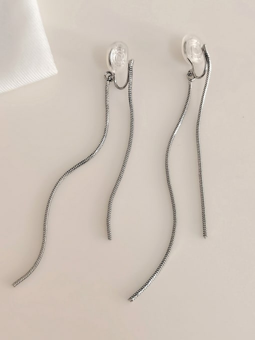 HYACINTH Brass Tassel Minimalist Long Threader Earring 2
