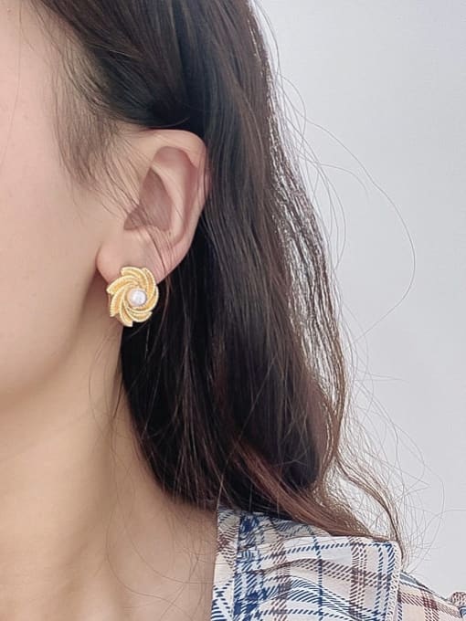 Papara Brass Imitation Pearl White Stud Earring 1