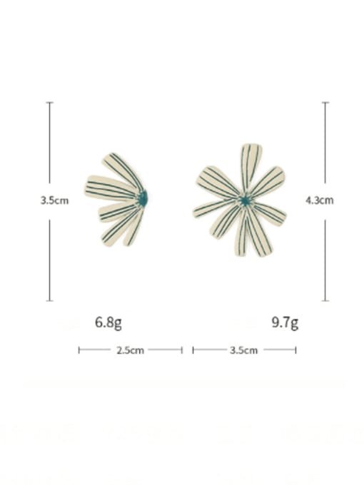 Five Color Alloy Enamel Asymmetric Flower Trend Stud Earring 3