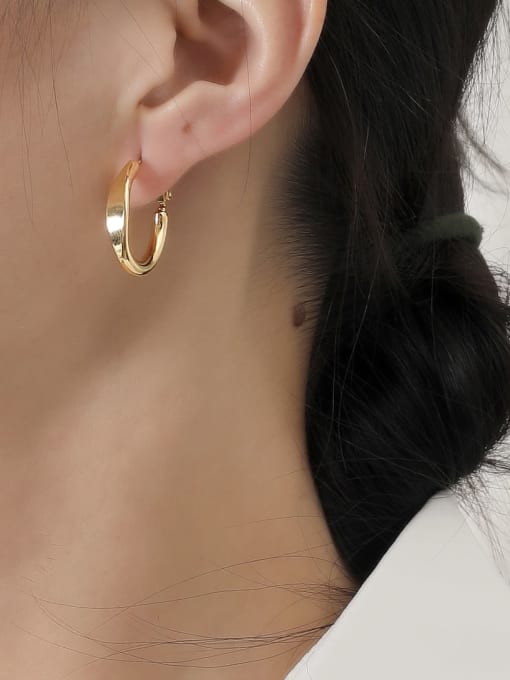 HYACINTH Brass Geometric Minimalist Hoop Earring 2