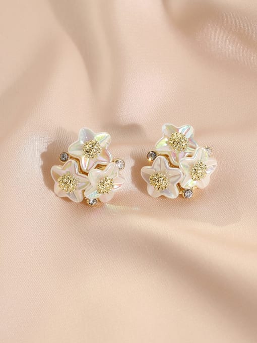 14k Gold Brass Shell Flower Minimalist Stud Earring