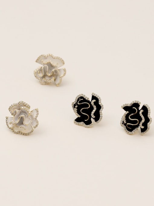 HYACINTH Brass Cubic Zirconia Enamel Flower Vintage Stud Trend Korean Fashion Earring 0