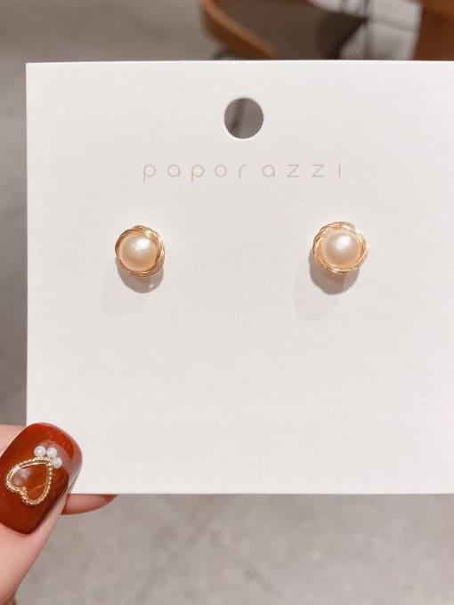 ZRUI Copper Alloy Freshwater Pearl Round Dainty Stud Earring 0