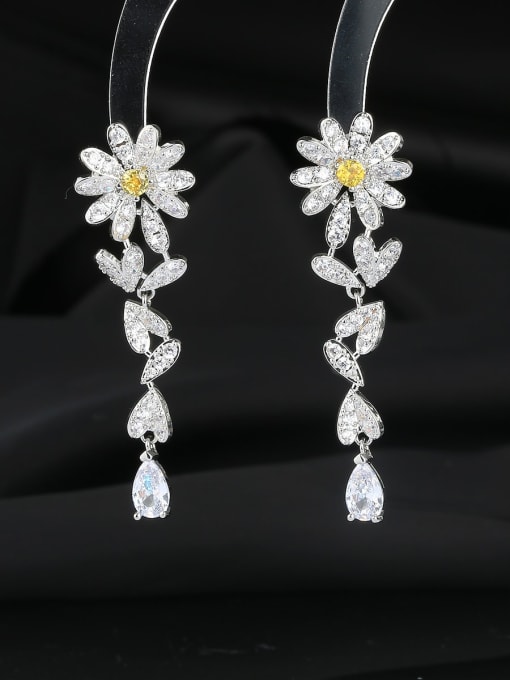 steel Brass Cubic Zirconia Flower Heart Luxury Cluster Earring