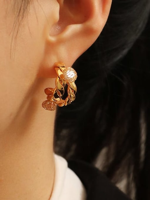 TINGS Brass Geometric Vintage Stud Earring 2