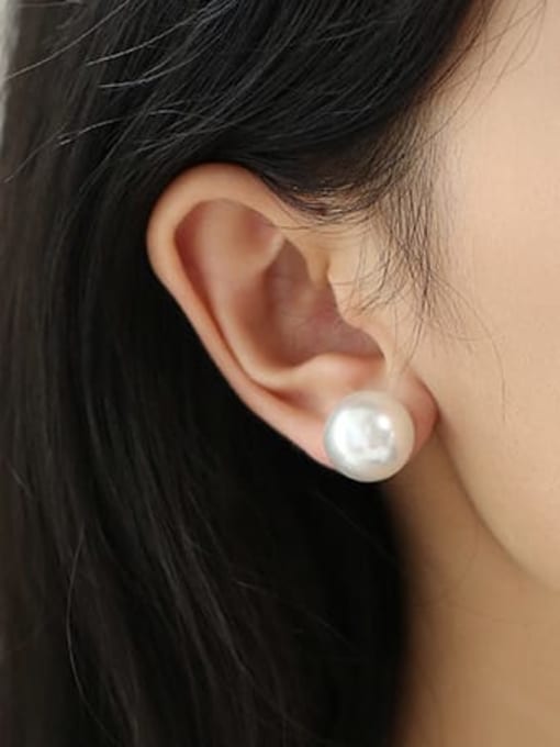 ACCA Brass Imitation Pearl Geometric Minimalist Stud Earring 3
