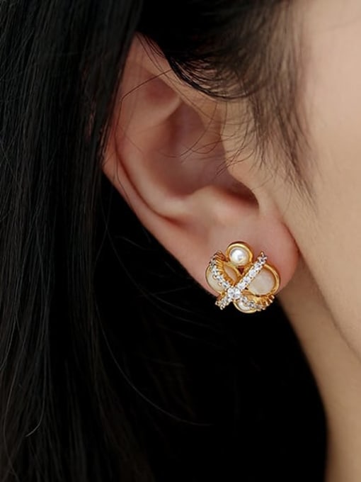 Five Color Brass Imitation Pearl Geometric Vintage Stud Earring 1