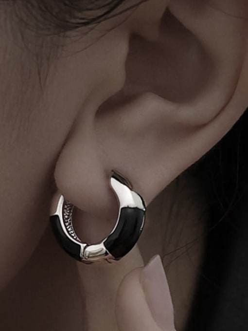 TINGS Brass Enamel Geometric Minimalist Hoop Earring 1