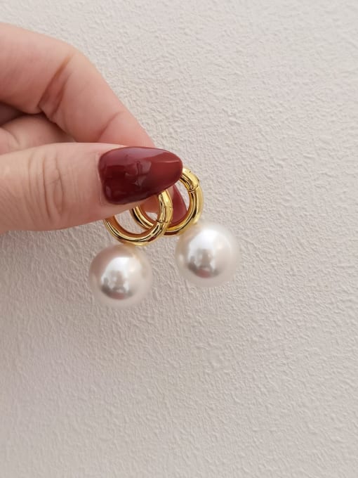 18k gold Brass Imitation Pearl Geometric Minimalist Huggie Earring