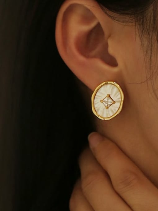 ACCA Brass Shell Geometric Vintage Stud Earring 1