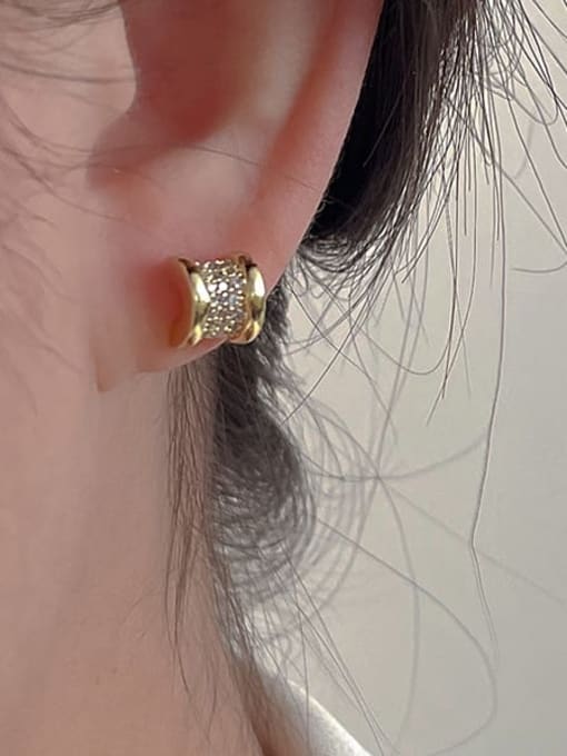 ZRUI Brass Cubic Zirconia Geometric Minimalist Stud Earring 1