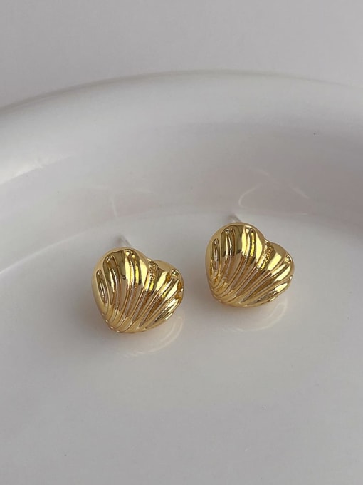 N318 Gold Brass Heart Minimalist Stud Earring