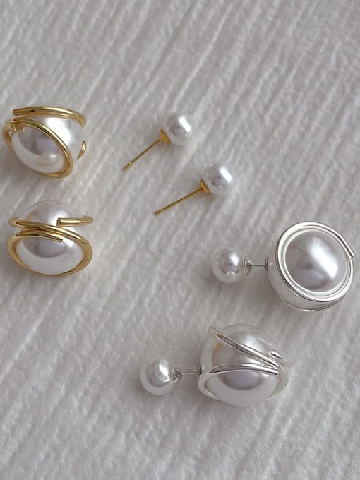 ZRUI Brass Imitation Pearl Geometric Dainty Stud Earring 2