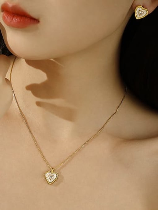 ACCA Brass  Minimalist Heart  Shell Earring and Necklace Set 2
