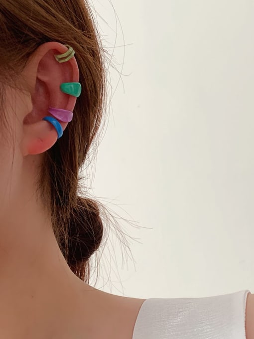 ZRUI Resin Geometric Trend Design French Resin Ear Cuffs Earring 0