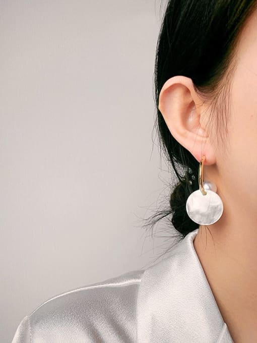 HYACINTH Brass Shell Geometric Vintage Huggie Trend Korean Fashion Earring 1