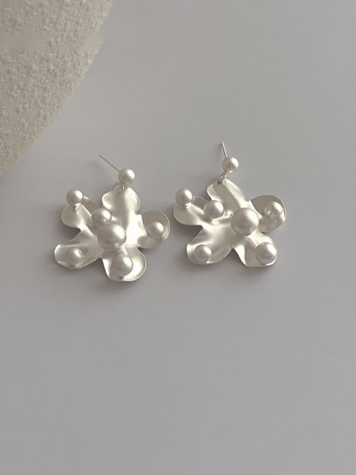 N230 matte earrings Brass Imitation Pearl Flower Minimalist Drop Earring