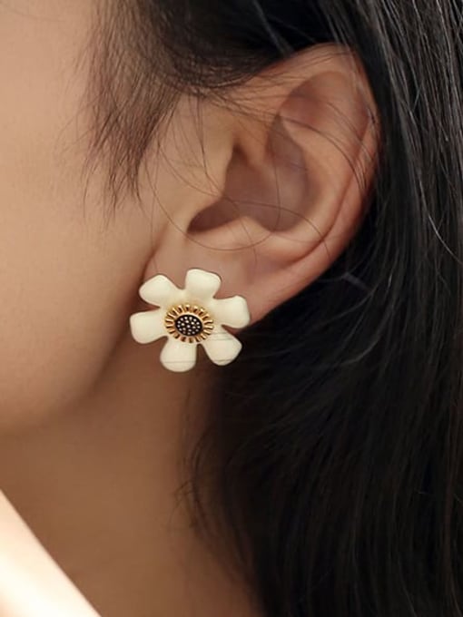 Five Color Brass Resin Flower Cute Stud Earring 1