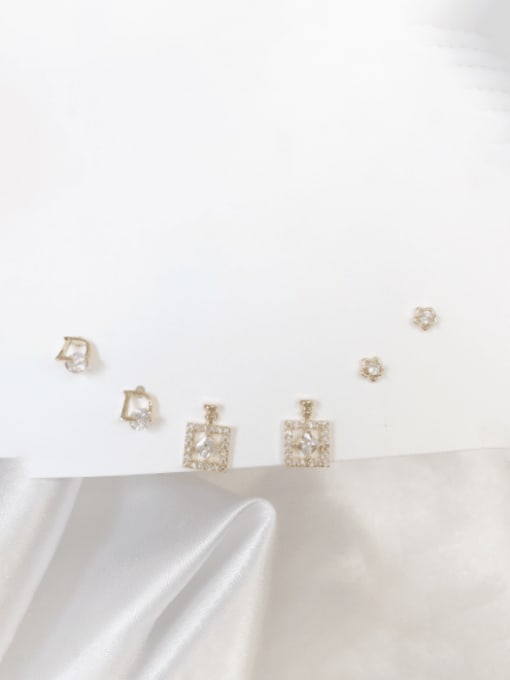 ZRUI Brass Cubic Zirconia Geometric Minimalist Perfume Bottle Set Stud Earring 1