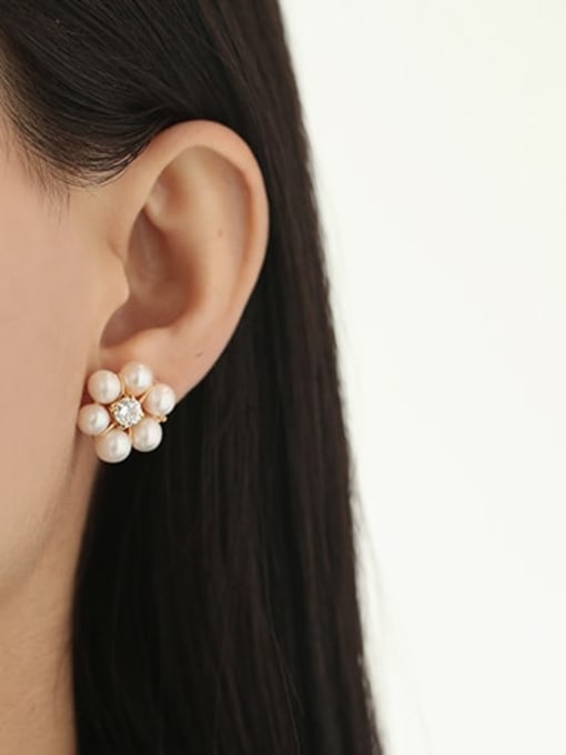 ACCA Brass Imitation Pearl Flower Vintage Stud Earring 2