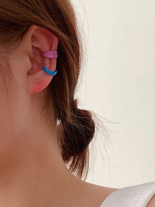 ZRUI Resin Geometric Trend Design French Resin Ear Cuffs Earring 1