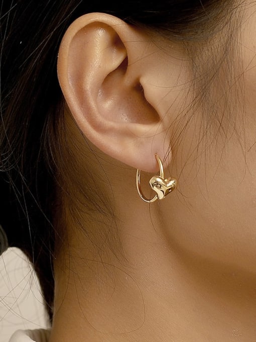 HYACINTH Brass  Smooth Heart Minimalist Huggie Trend Korean Fashion Earring 2