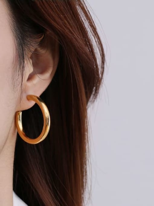 Medium (diameter 3.2cm, Brass Geometric Minimalist Hoop Earring