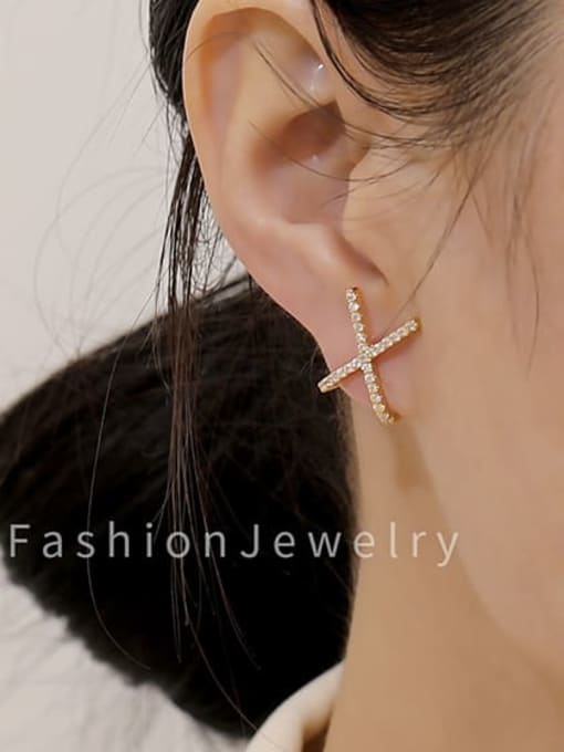 HYACINTH Brass Rhinestone Geometric Artisan Stud Trend Korean Fashion Earring 1
