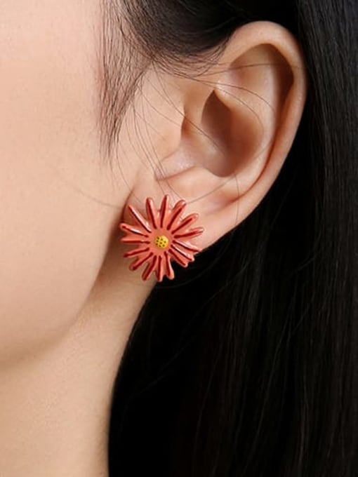TINGS Brass Enamel Flower Minimalist Stud Earring 1