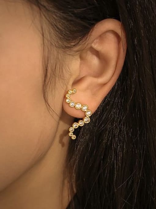 ACCA Brass Rhinestone Geometric Minimalist Stud Earring 2