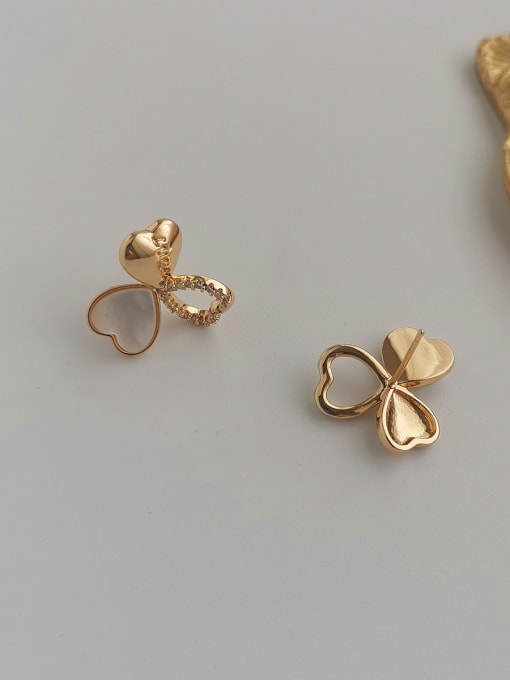 HYACINTH Copper Shell Heart Minimalist Stud Trend Korean Fashion Earring 3