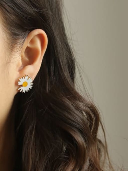 ACCA Titanium Enamel Flower Minimalist Stud Earring 1