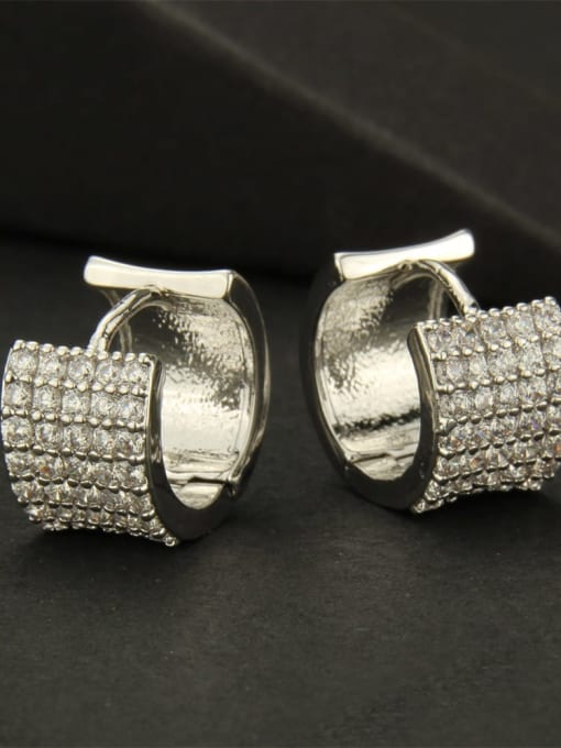 White zirconium plating Brass Cubic Zirconia Geometric Luxury Huggie Earring