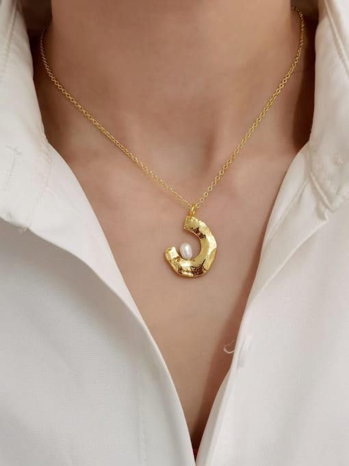 HYACINTH Brass Imitation Pearl Geometric Minimalist Necklace 1