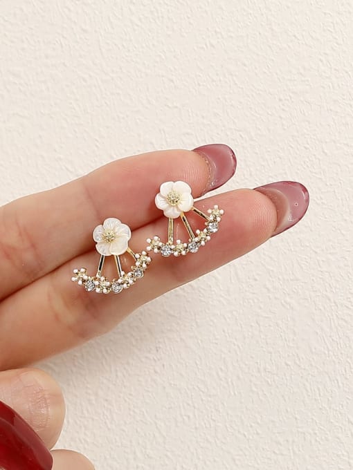 HYACINTH Brass Imitation Pearl Flower Vintage Stud Earring 3