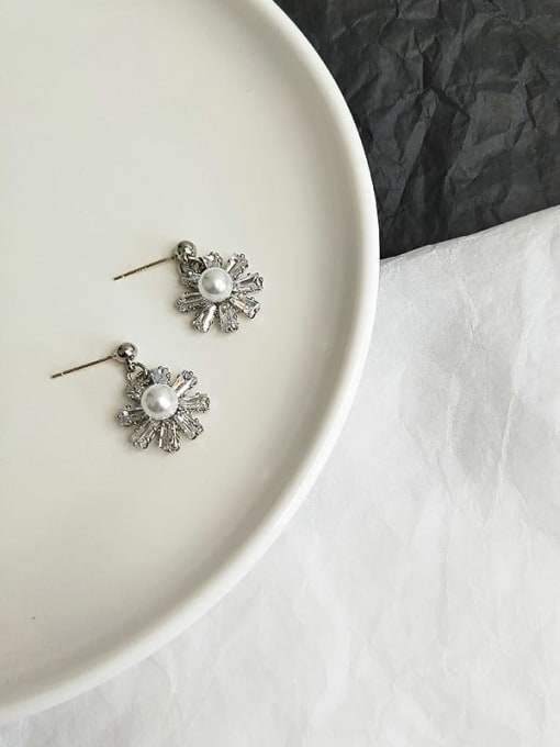 HYACINTH Copper Cubic Zirconia Flower Dainty Stud Trend Korean Fashion Earring 3