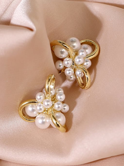 HYACINTH Brass Imitation Pearl Triangle Trend Stud Earring 2