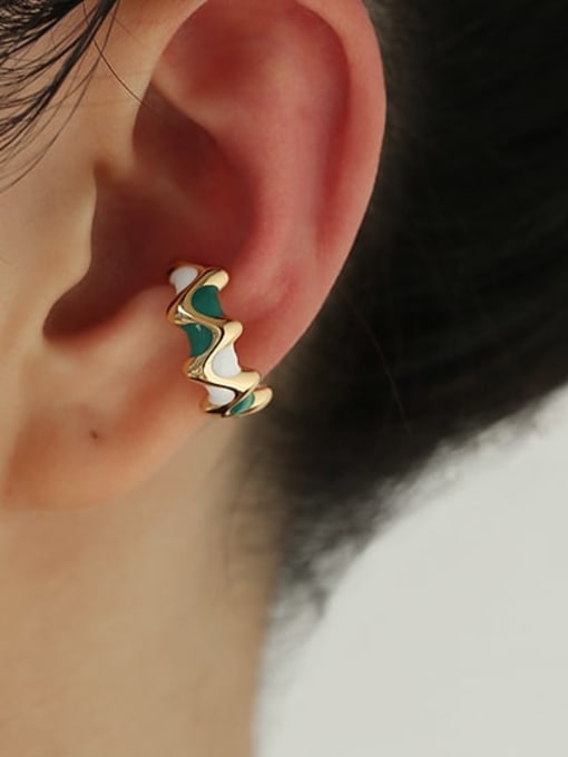 ACCA Brass Enamel Flower Minimalist Single Earring 3