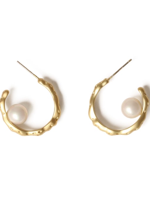 A big Pearl Brass Imitation Pearl Irregular Vintage Drop Earring