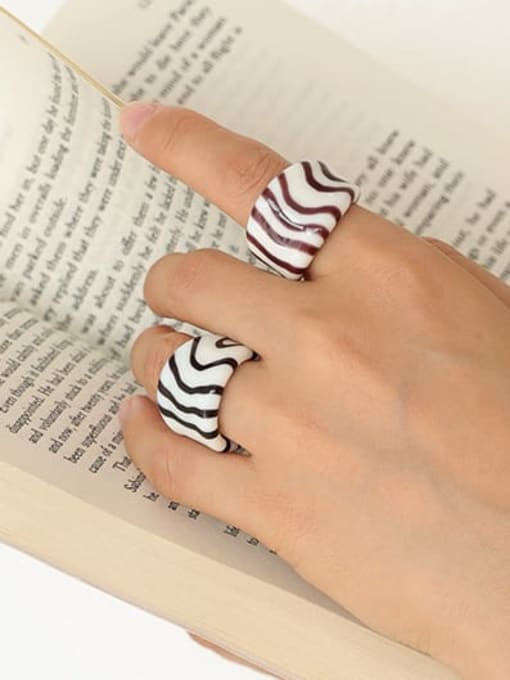 Five Color Hand Glass  Vertical Stripes Geometric Trend Band Ring 2