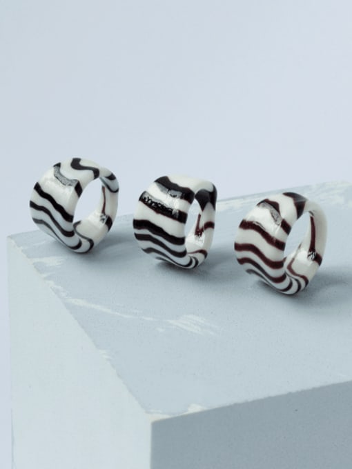 Five Color Hand Glass  Vertical Stripes Geometric Trend Band Ring