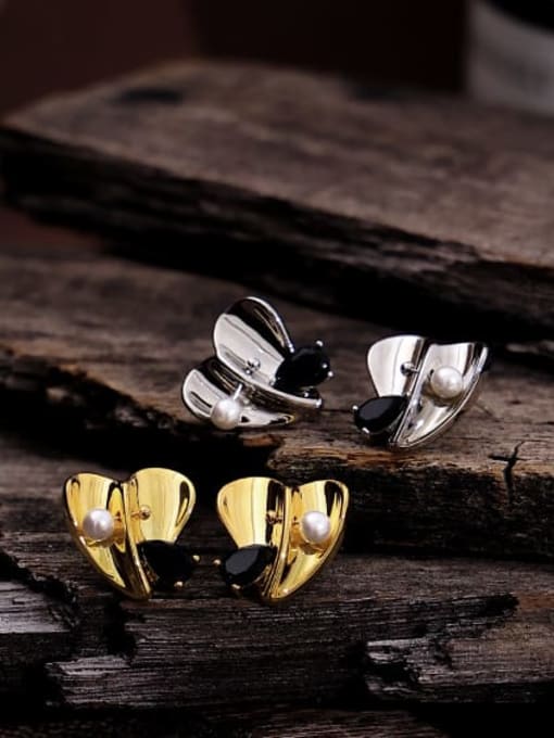 ACCA Brass Cubic Zirconia Heart Vintage Stud Earring 3