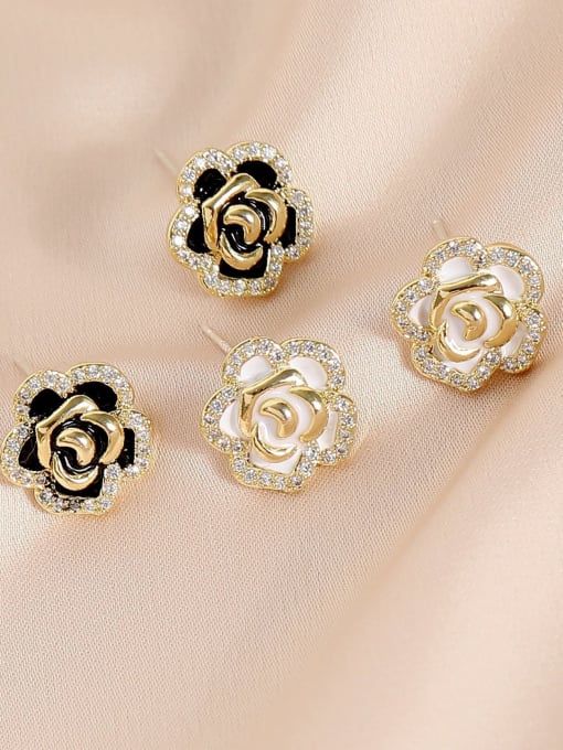 HYACINTH Brass Cubic Zirconia Rosary  Flower Vintage Stud Earring 0