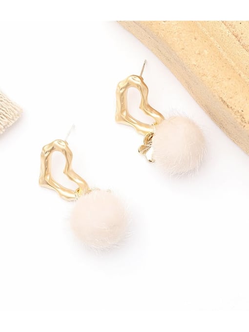 White hairball Copper Wool Ball Dainty Huggie Trend Korean Fashion Earring