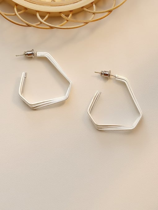 HYACINTH Copper Smooth  Triangle Minimalist Stud Trend Korean Fashion Earring 4