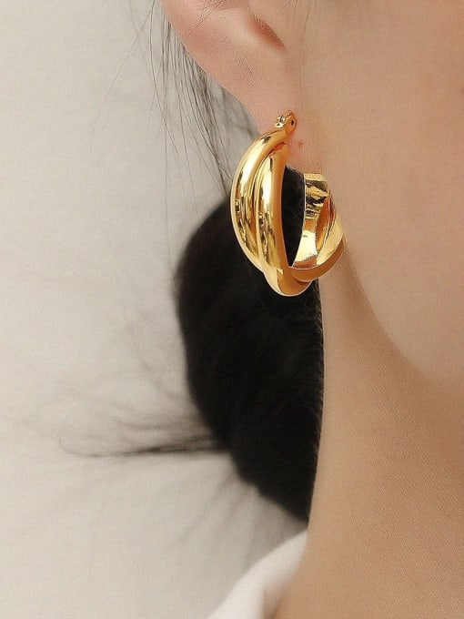 HYACINTH Brass Hollow Geometric Vintage Huggie Trend Korean Fashion Earring 1