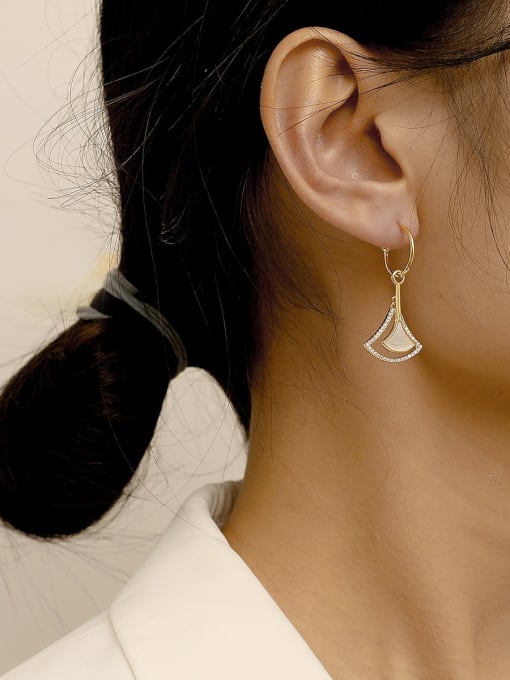 HYACINTH Brass Shell Triangle Minimalist Hook Trend Korean Fashion Earring 1