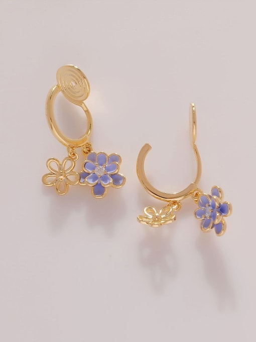 HYACINTH Brass Enamel Flower Minimalist Clip Earring 2